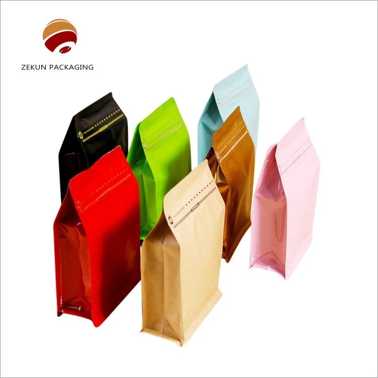 Impresión en gravado CMYK Bolsa de pie Fondo plano Freno a la humedad Tipo de cremallera