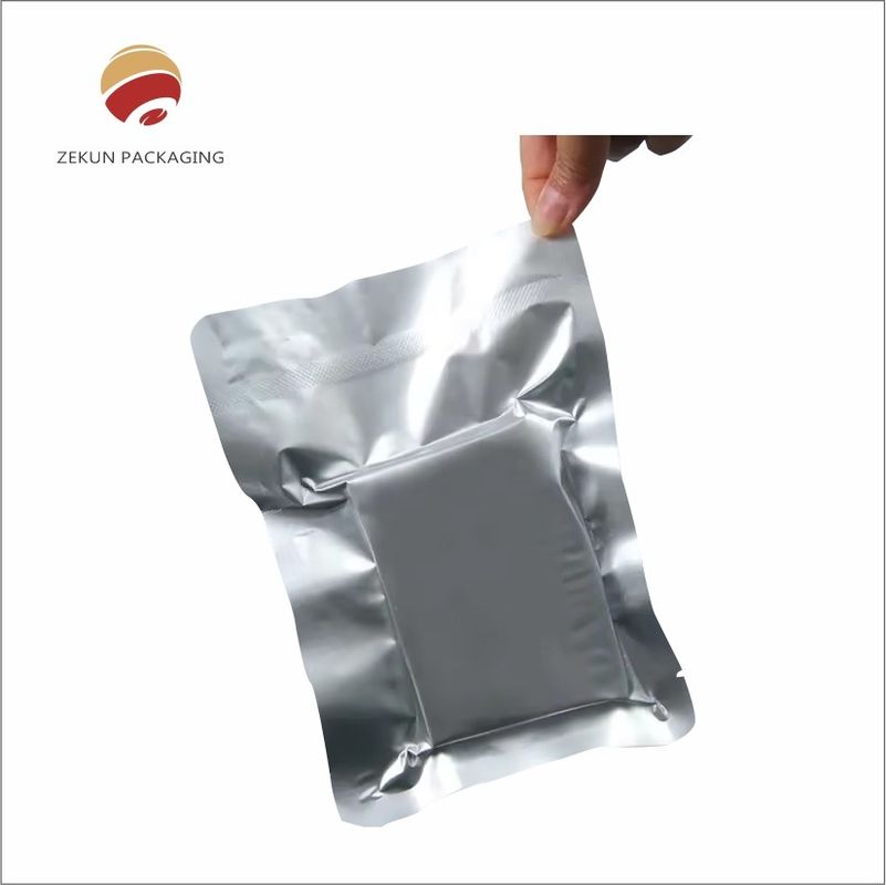 Bolsa de retroceso de aluminio personalizada CMYK / PANTON con diseño del cliente Matt / acabado brillante sello caliente